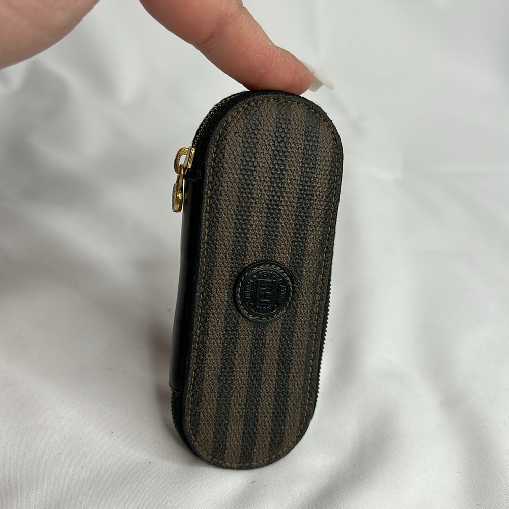 FENDI Penguin 8 Ring Key Holder - Picture 10 of 12